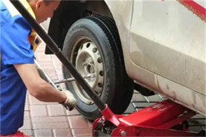 梅江区附近拖车24小时服务热线电话