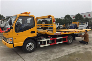 梅江区哪里有拖车服务